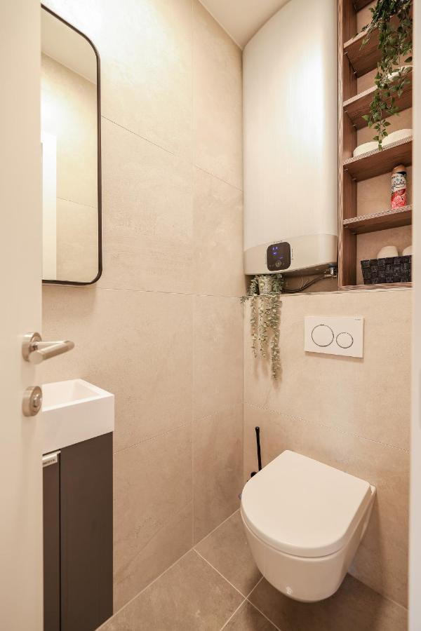Apartment Komod