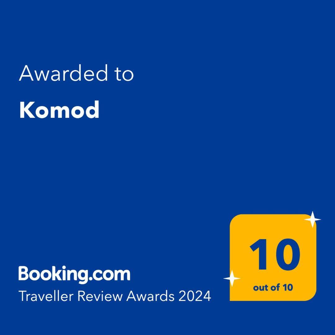 Komod Apartment *