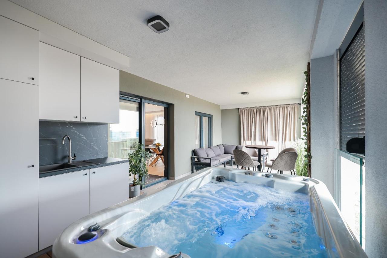 Apartament Komod *